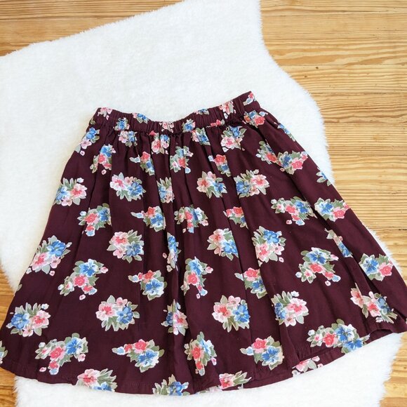 Hollister Burgundy Floral Rayon A Line Button Front Skirt - Picture 5 of 5